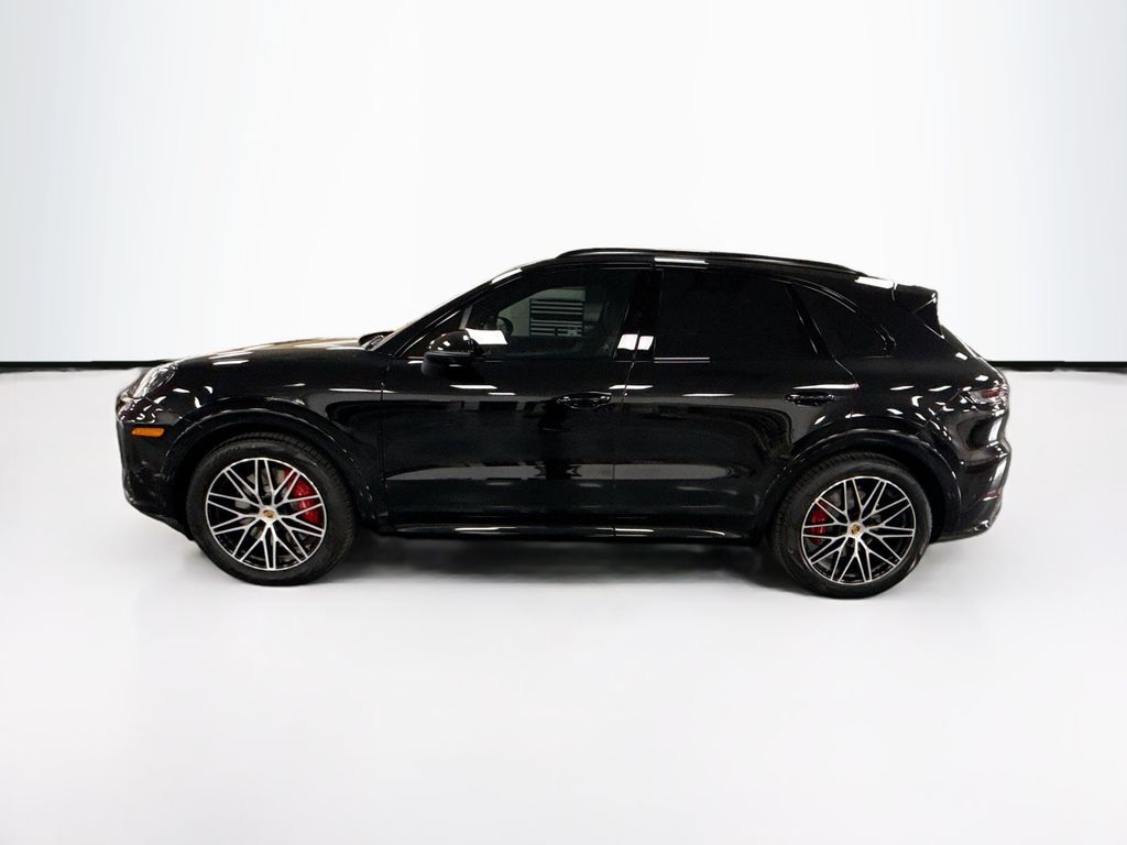 Thumbnail: 2026 Porsche Cayenne - 2