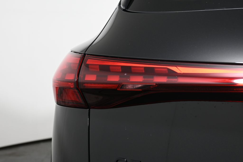 Thumbnail: 2025 Audi Q5 - 12