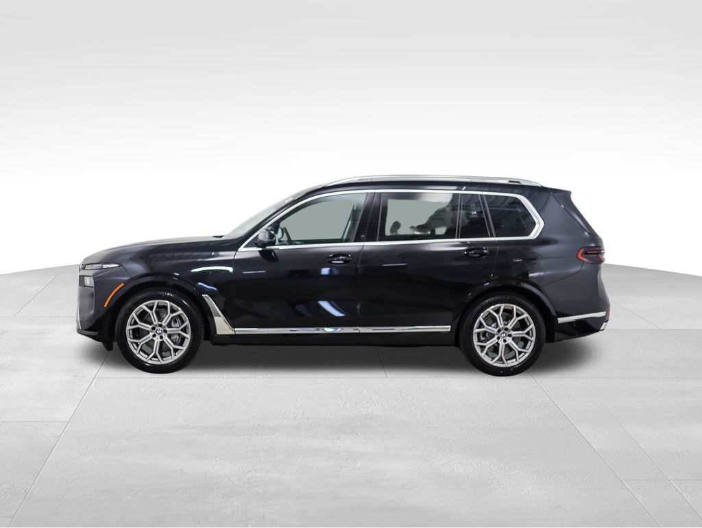 2025 BMW X7 xDrive40i 2