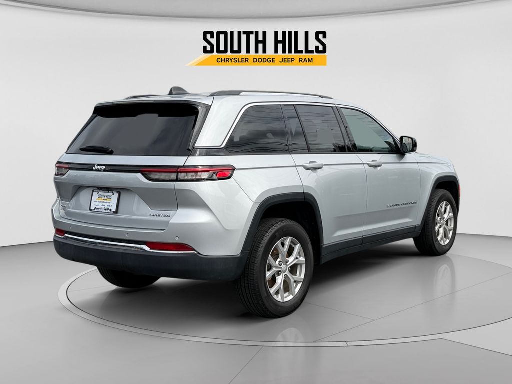 2023 Jeep Grand Cherokee Limited Silver at Auto Express Mitsubishi