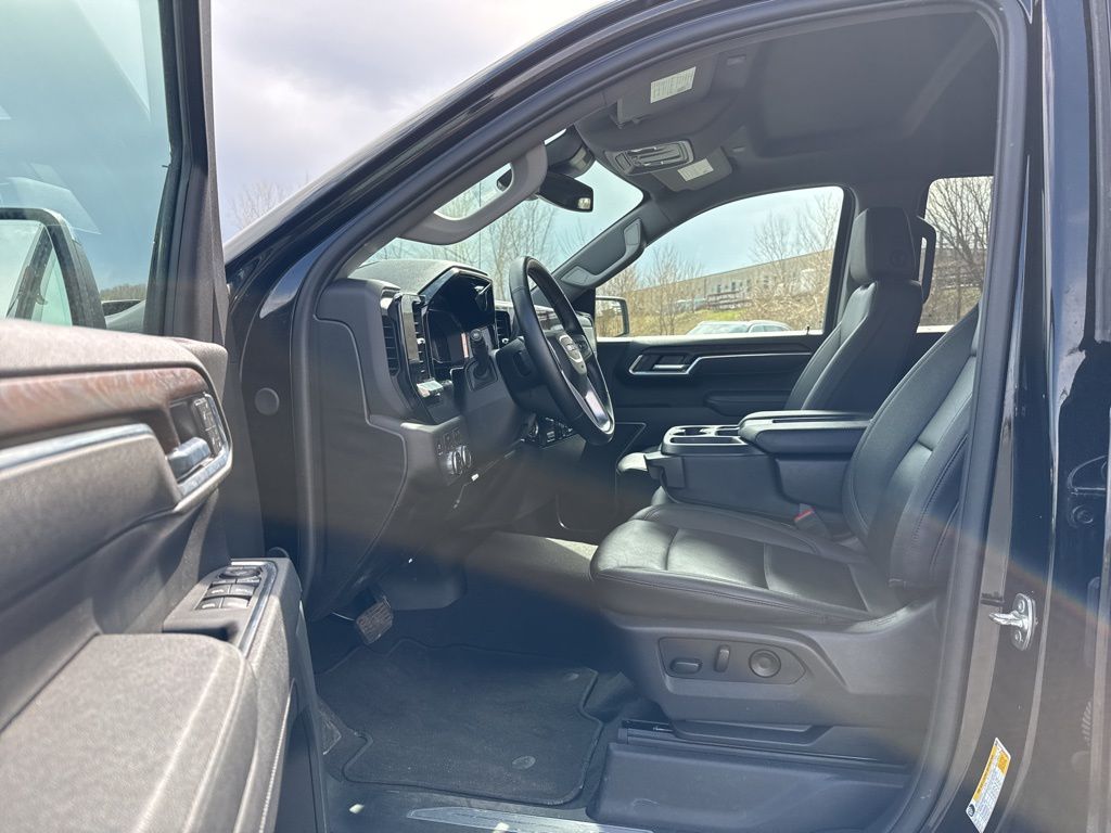 2025 GMC Sierra 1500