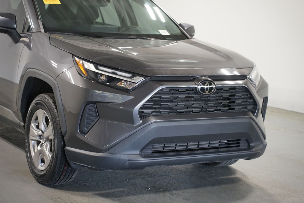 Thumbnail: 2023 Toyota RAV4 - 4