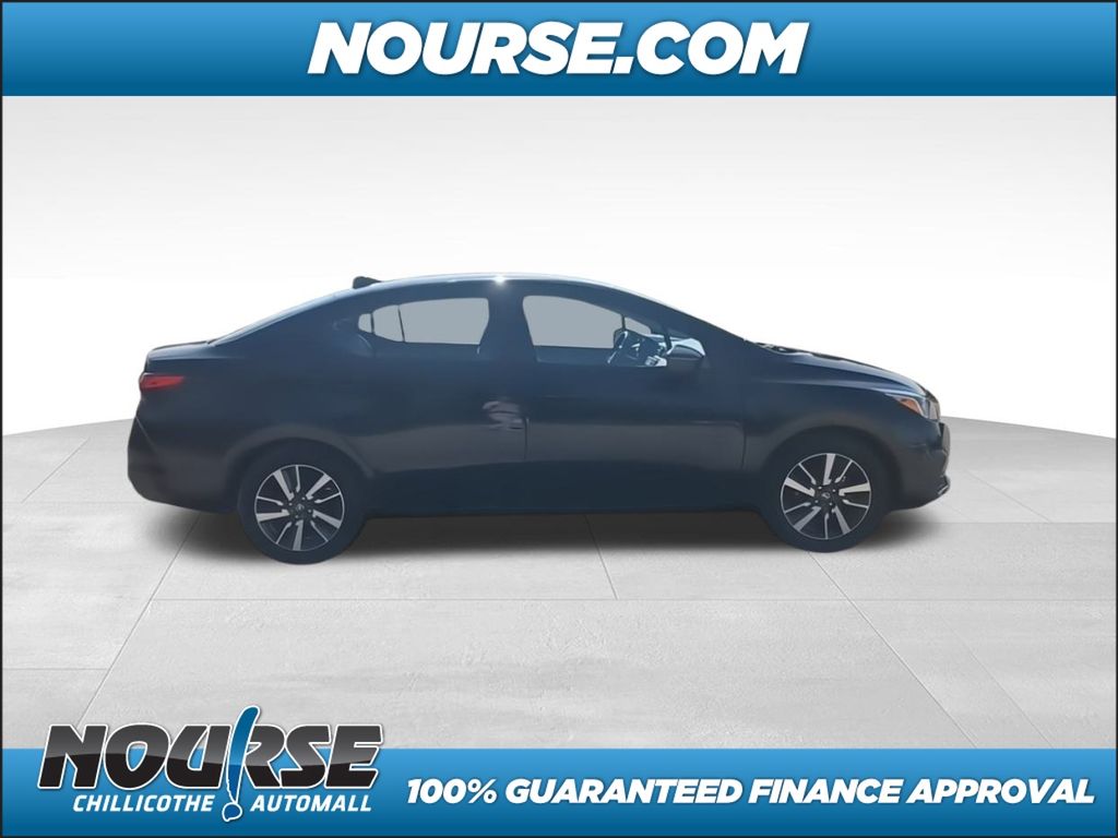 2021 Nissan Versa 1.6 SV photo