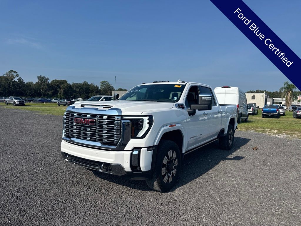 Summit White 2024 GMC Sierra 2500HD Pickup Truck Four-Wheel Drive Automatic