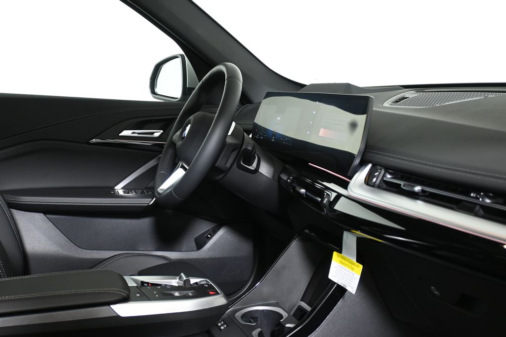 Thumbnail: 2026 BMW X1 - 32