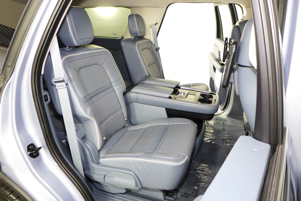 2021 Lincoln Navigator Black Label 21