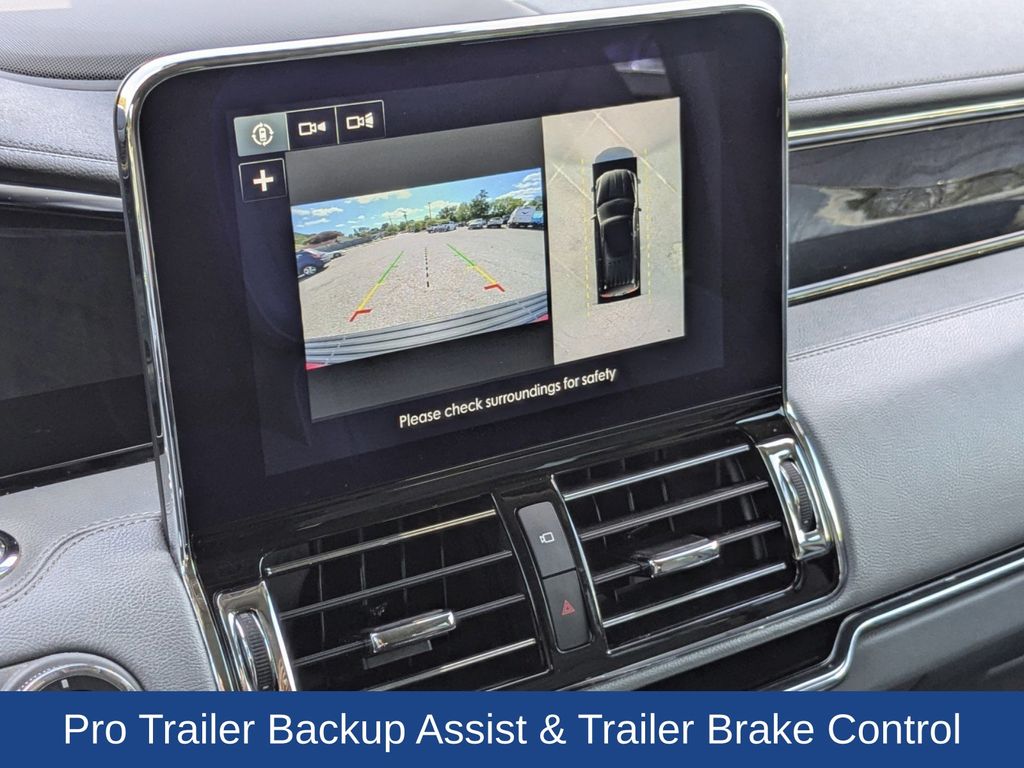 2019 Lincoln Navigator Select