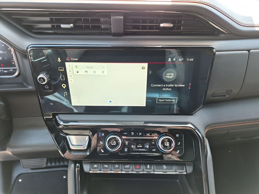 Used 2025 White GMC AT4 image 39