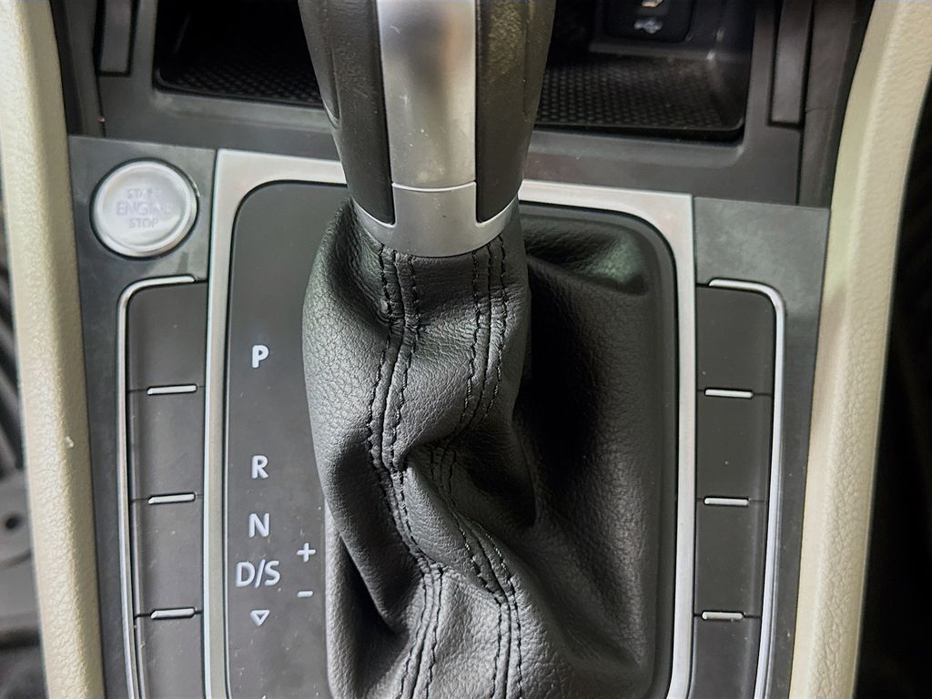 Used Car 2018 Volkswagen Golf  Tsi Se 4-door For Sale Under $20,000 In Austin, Texas