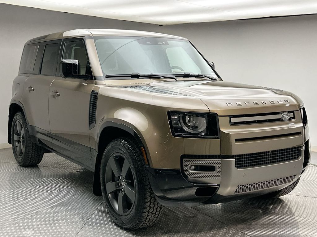 Thumbnail: 2025 Land Rover Defender - 15