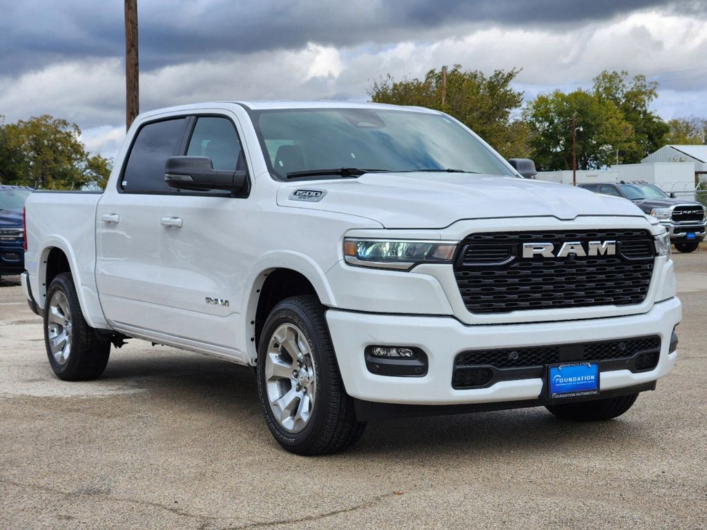 2025 Ram 1500 Big Horn/Lone Star 2