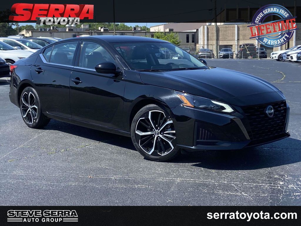 2024 Nissan Altima 2.5 SR FWD