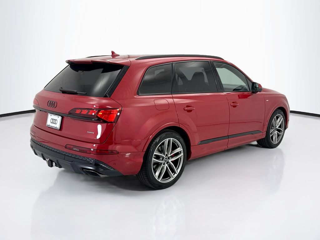 Thumbnail: 2026 Audi Q7 - 5