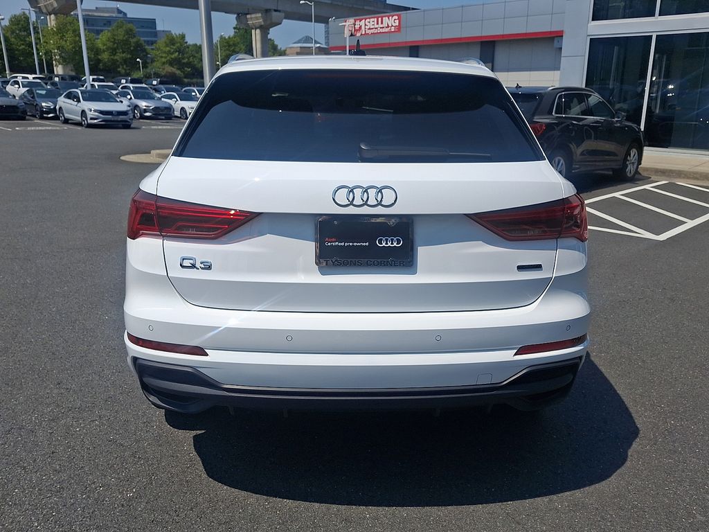 Thumbnail: 2024 Audi Q3 - 5