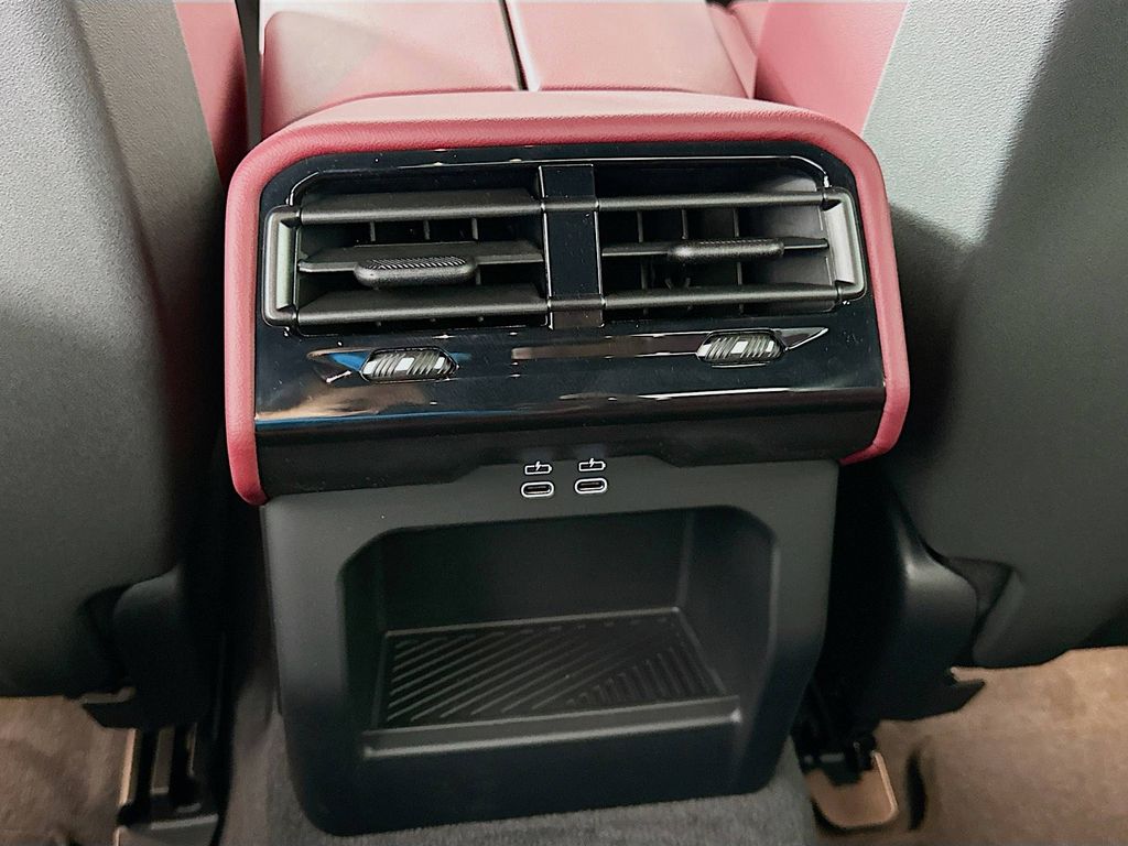 Thumbnail: 2026 BMW i5 - 18