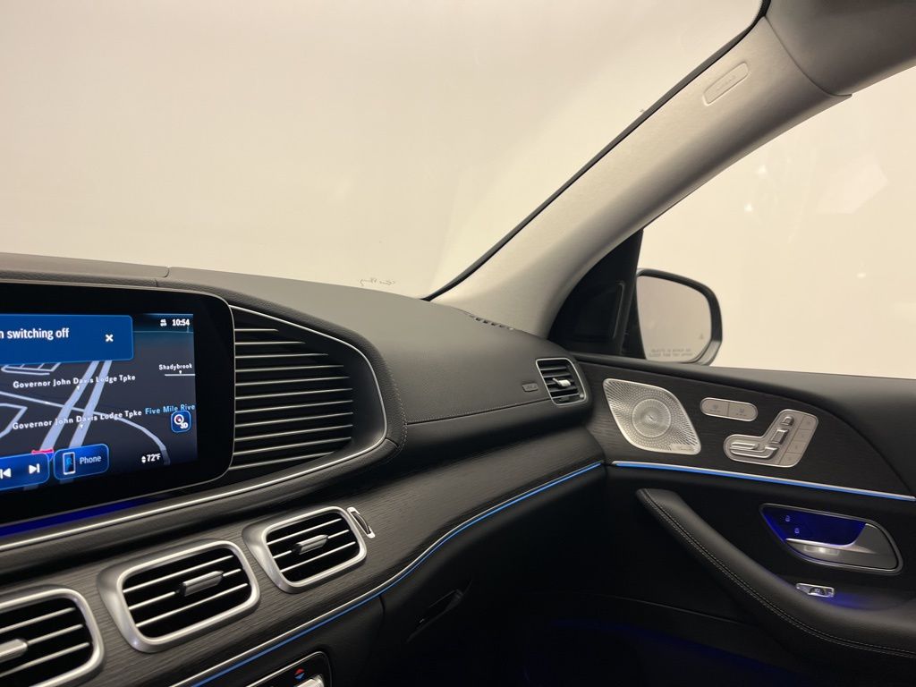 Thumbnail: 2026 Mercedes-Benz GLS - 23