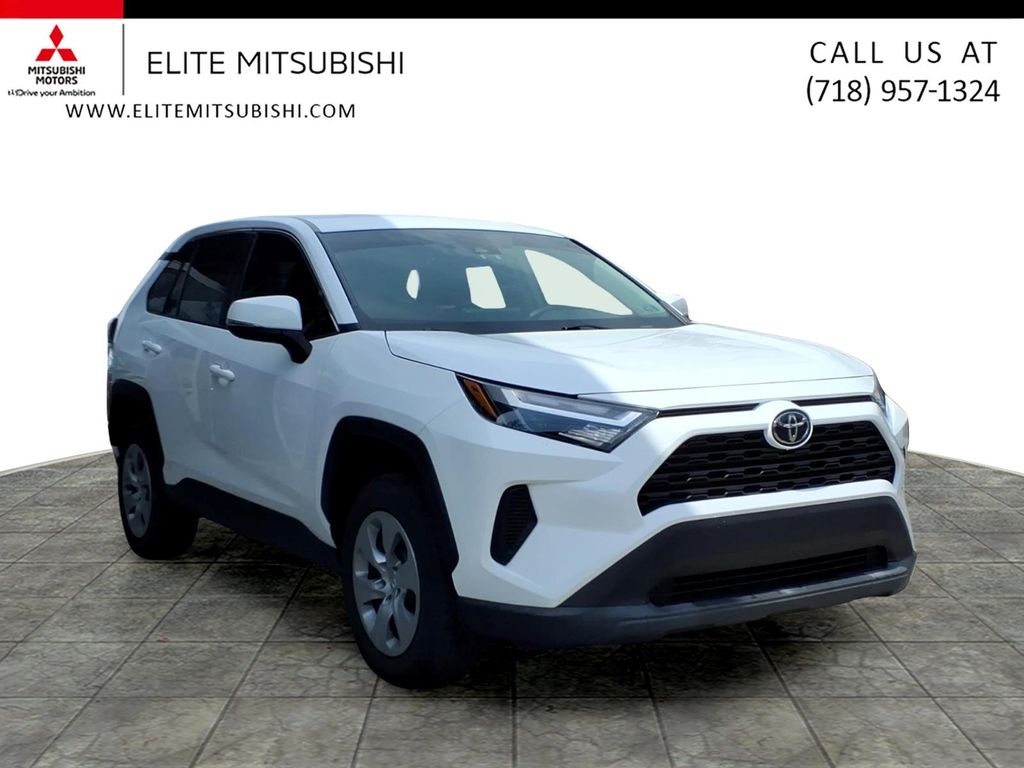 2023 Toyota RAV4 LE