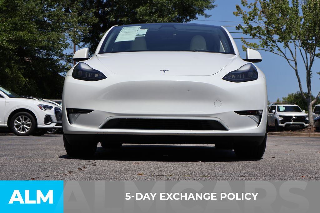 Used 2023 White Tesla Performance image 3