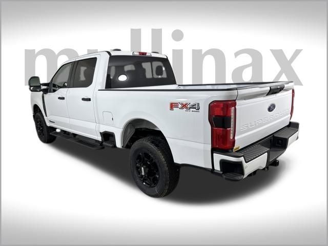 2025 Ford F-250 photo 4