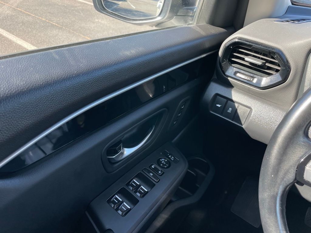 Thumbnail: 2024 Honda Pilot - 23