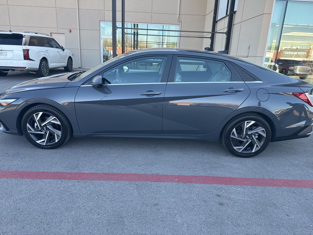 2024 Hyundai Elantra