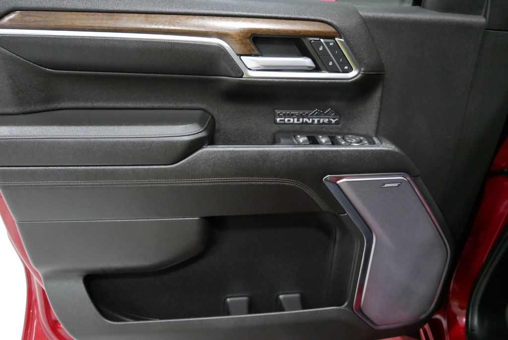 2022 Chevrolet Silverado 1500 High Country - Photo 14