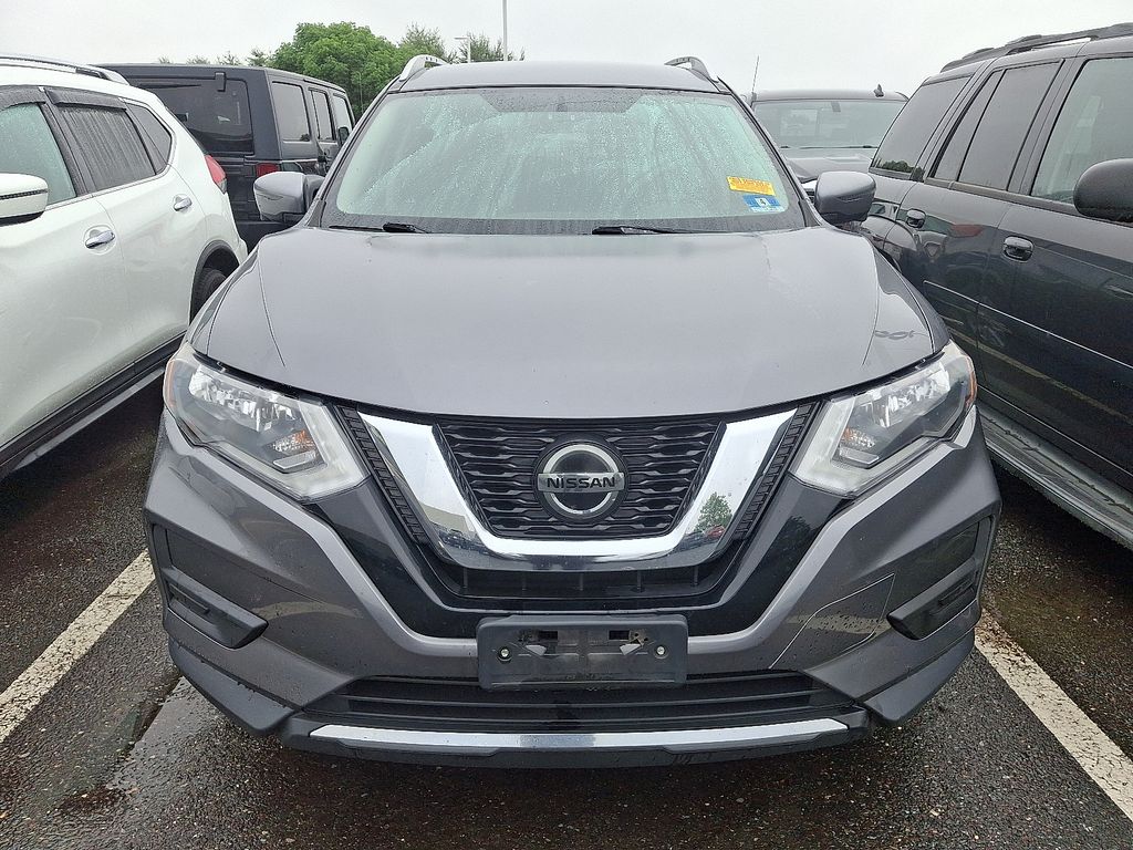 2018 Nissan Rogue SV 2