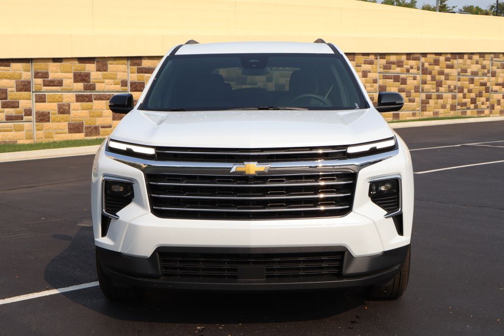 Thumbnail: 2026 Chevrolet Traverse - 2