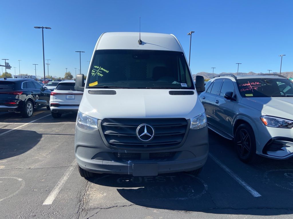 Thumbnail: 2024 Mercedes-Benz Sprinter - 2