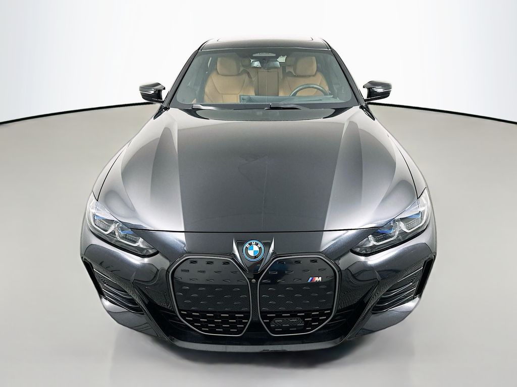 Thumbnail: 2023 BMW i4 - 2
