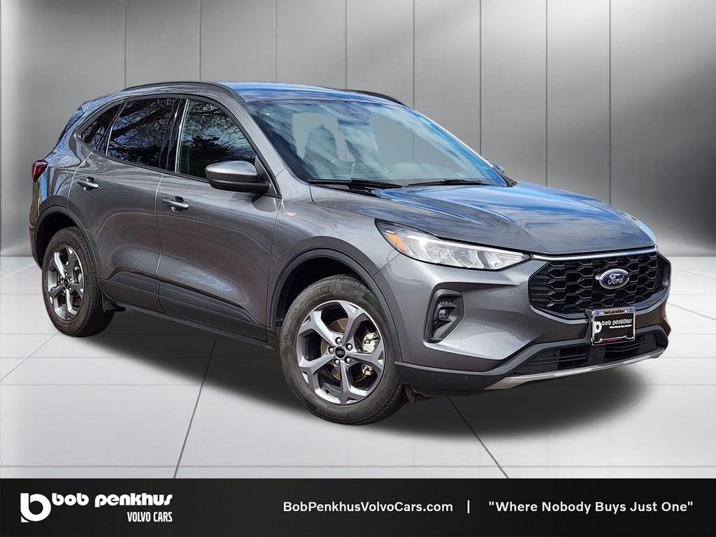 2025 Ford Escape ST-Line Select AWD