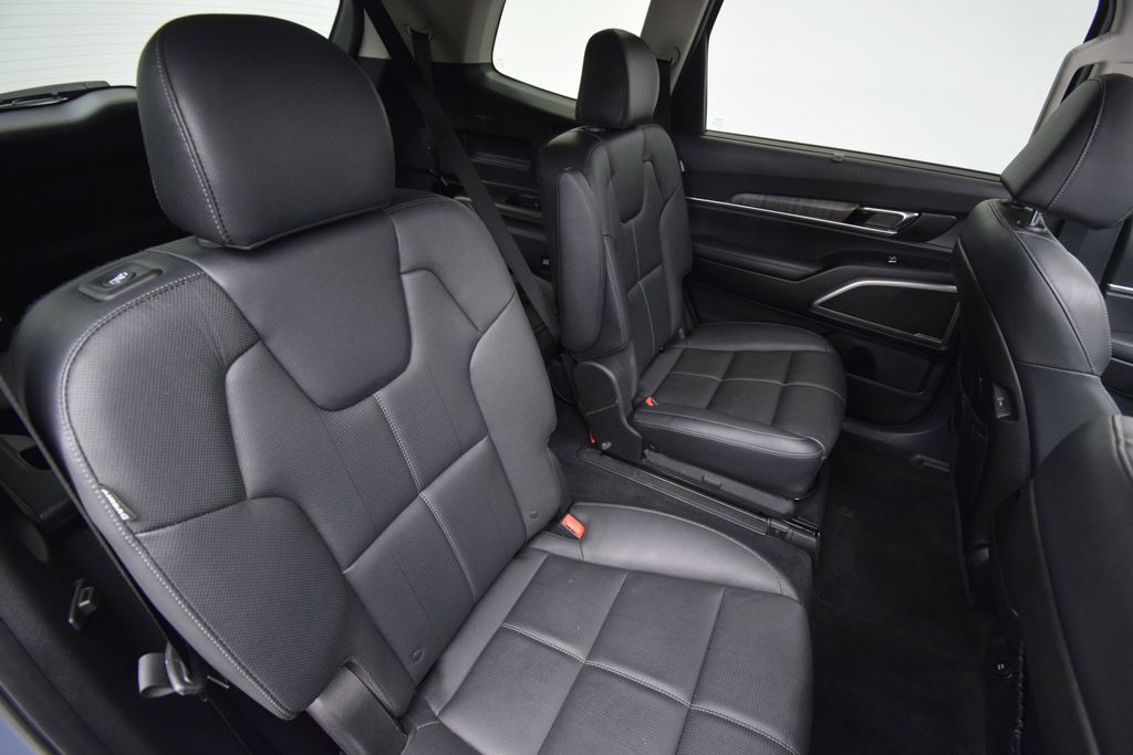 used 2023 Kia Telluride car, priced at $27,500