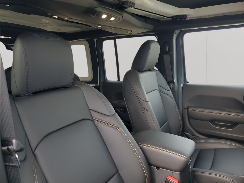 New 2026 Gray Jeep Sahara image 15