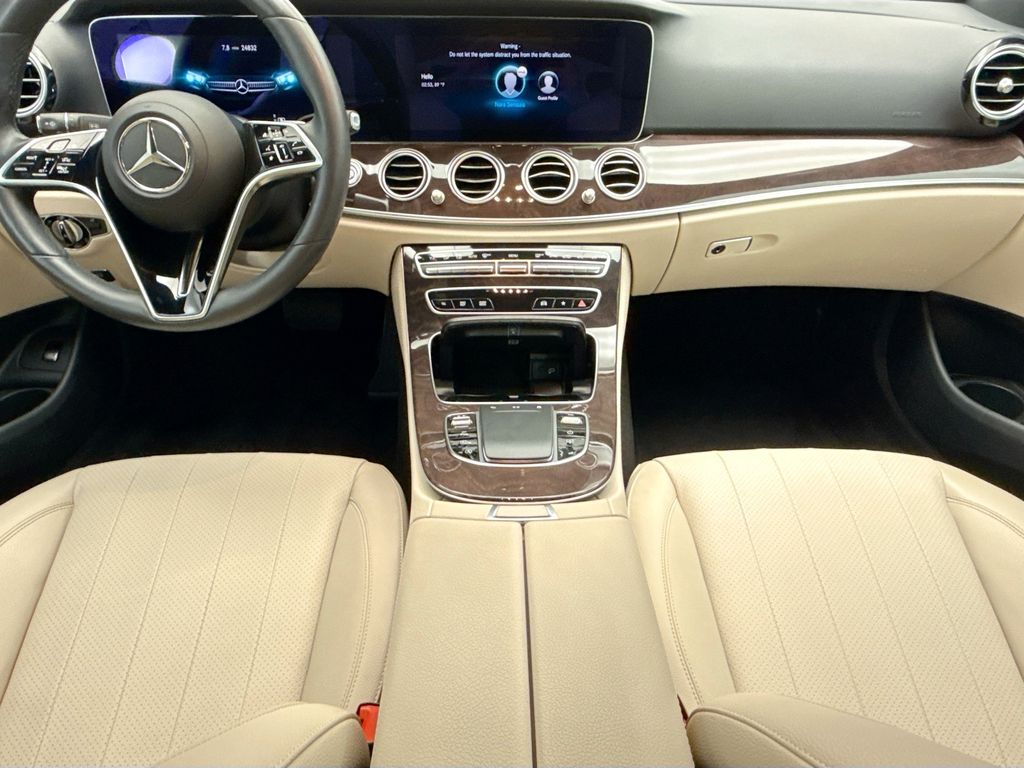 Thumbnail: 2022 Mercedes-Benz E-Class - 13