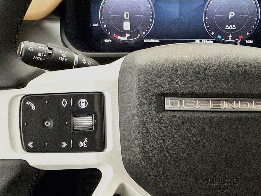 Thumbnail: 2026 Land Rover Defender - 11