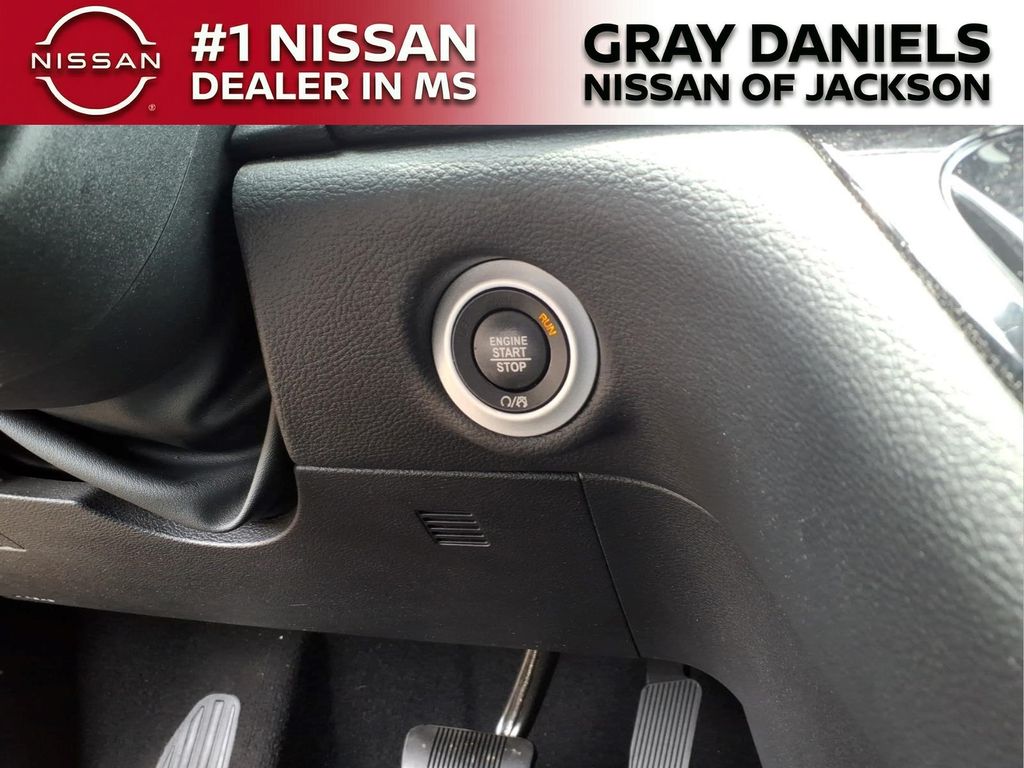 Used 2022 Chrysler Pacifica Van