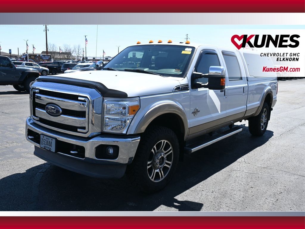 White 2014 Ford F-350 Super Duty Lariat Crew Cab 4WD Pickup Truck Four-Wheel Drive 6-Speed Automatic Overdrive
