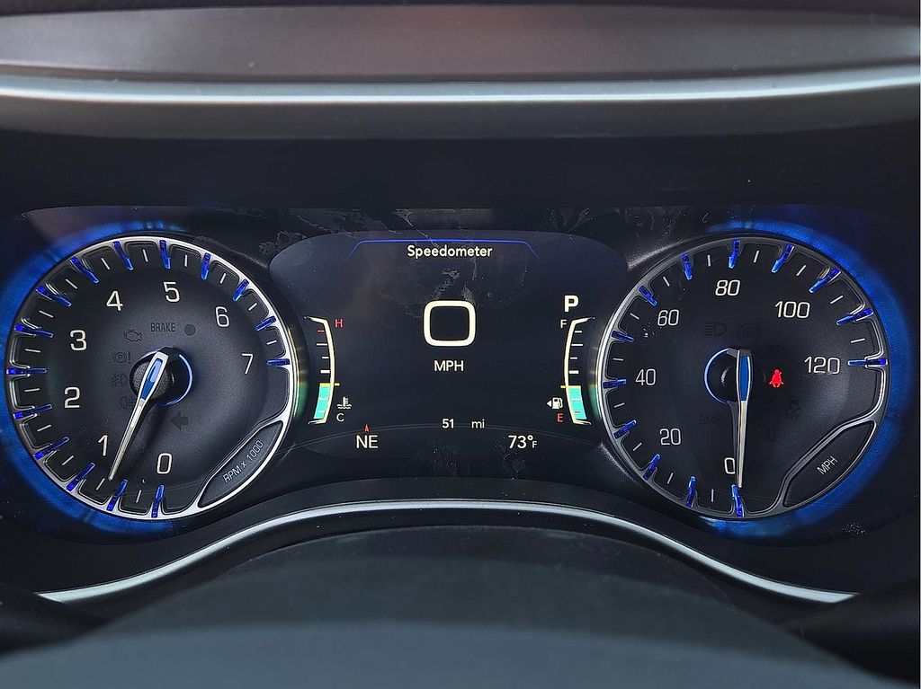 New 2026 Chrysler Pacifica For Sale in Farmington, AR