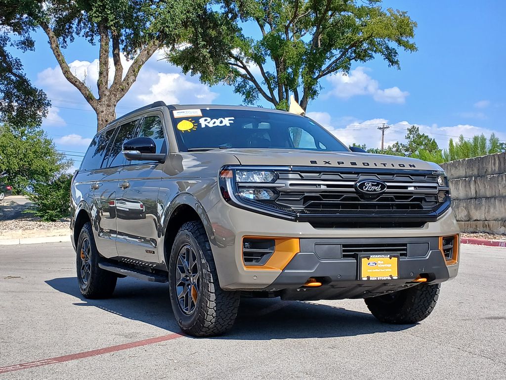 Gray 2026 Ford Expedition SUV / Crossover Four-Wheel Drive Automatic