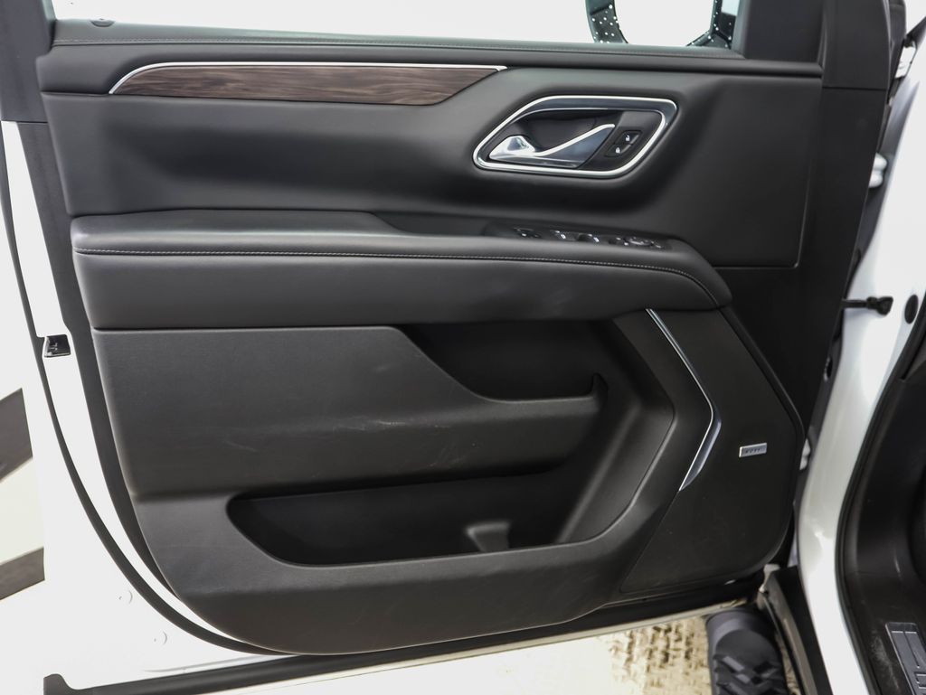 Thumbnail: 2021 Chevrolet Tahoe - 9