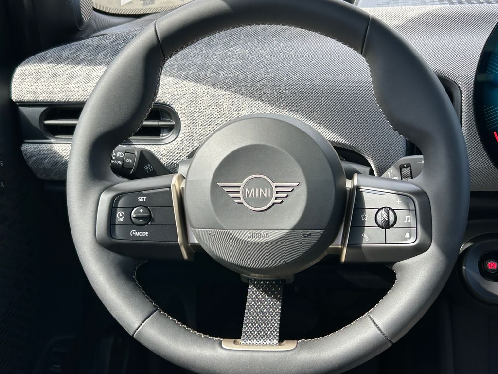 Thumbnail: 2026 MINI Cooper - 18
