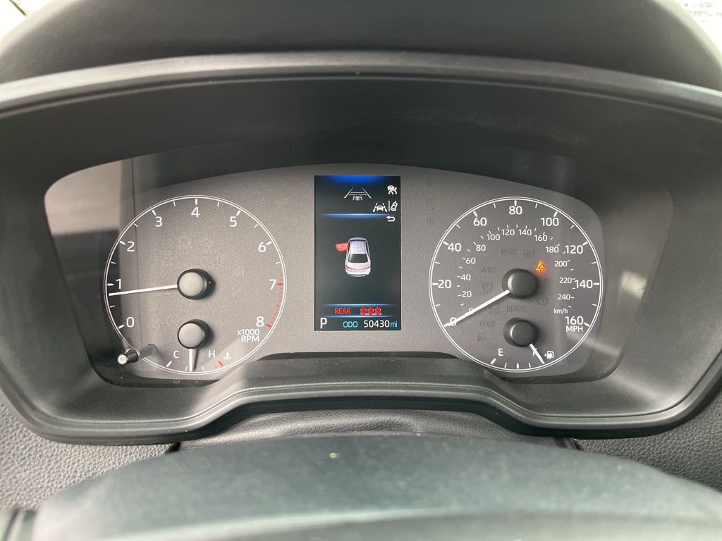 2023 Toyota Corolla LE 23