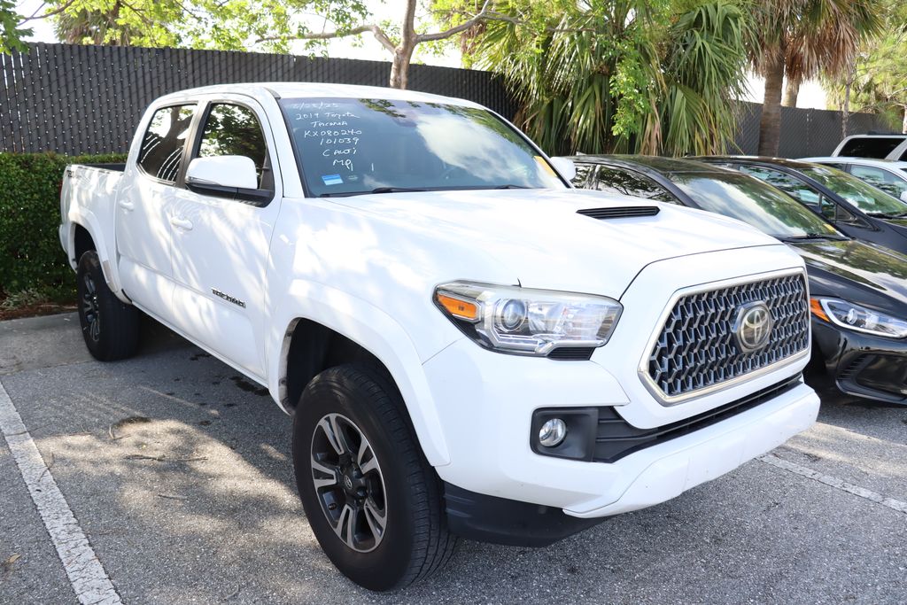 Thumbnail: 2019 Toyota Tacoma - 6