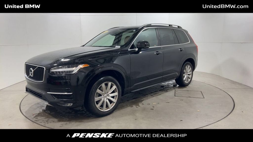 2016 Volvo XC90 T6 Momentum 4