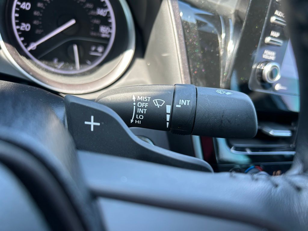 2024 Toyota Camry SE 21