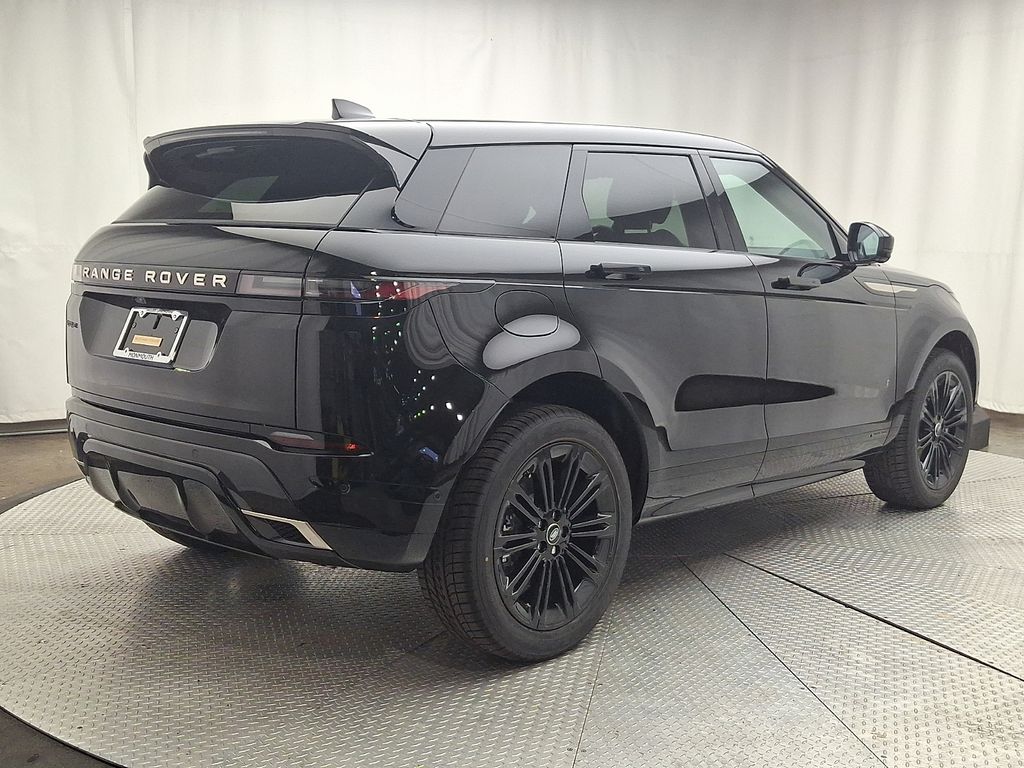 Thumbnail: 2026 Land Rover Range Rover Evoque - 3