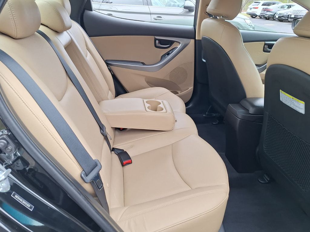 Thumbnail: 2013 Hyundai Elantra - 11