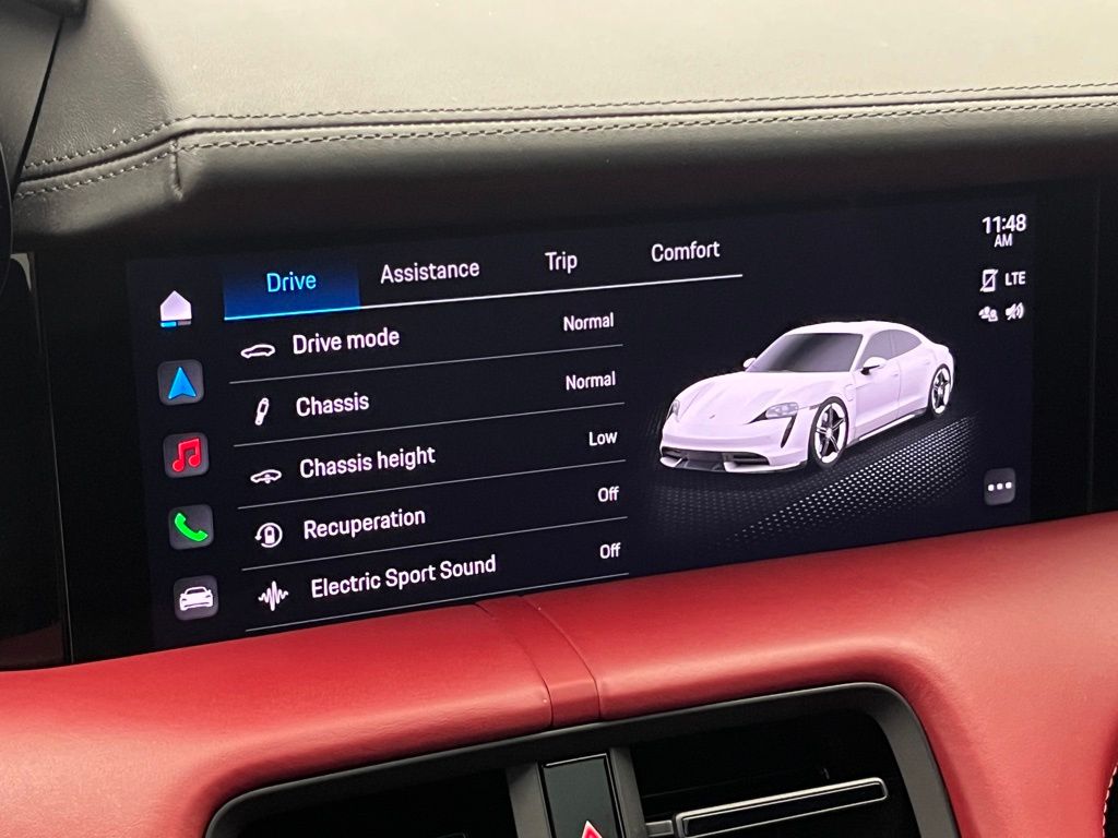 Thumbnail: 2021 Porsche Taycan - 24