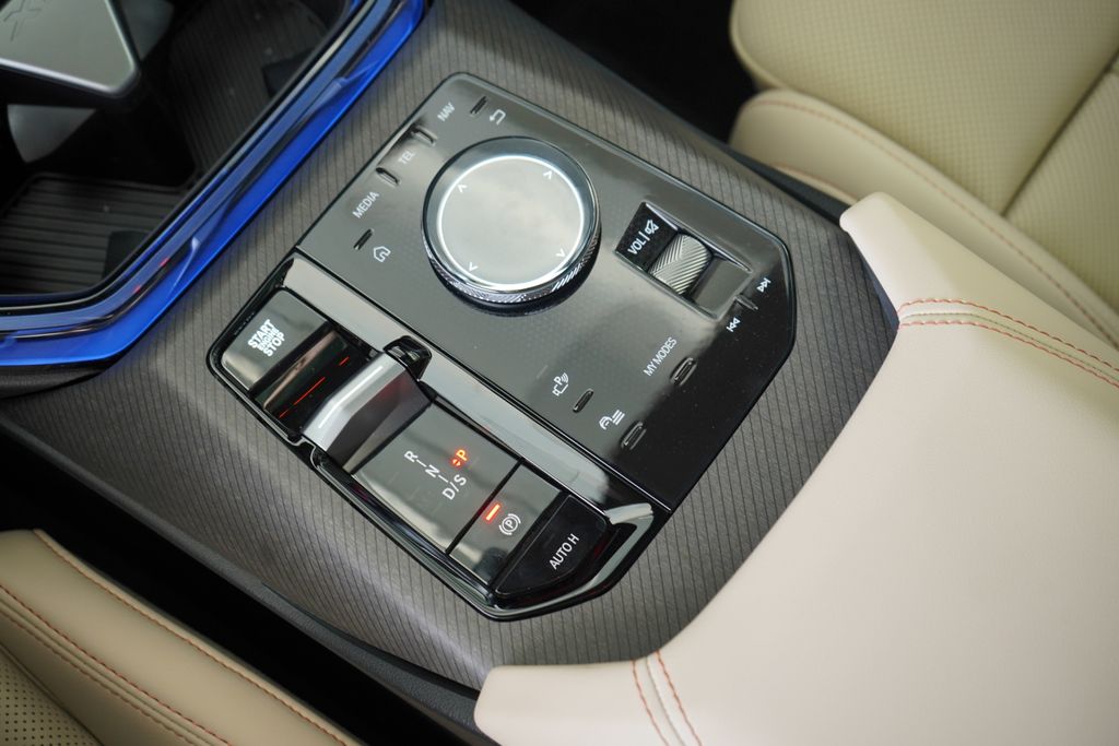 Thumbnail: 2026 BMW X3 - 18