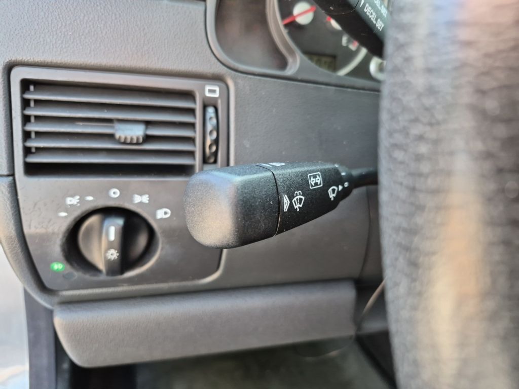 Used Car 2006 Chrysler Crossfire  Limited For Sale Under $12,000 In Austin, Texas